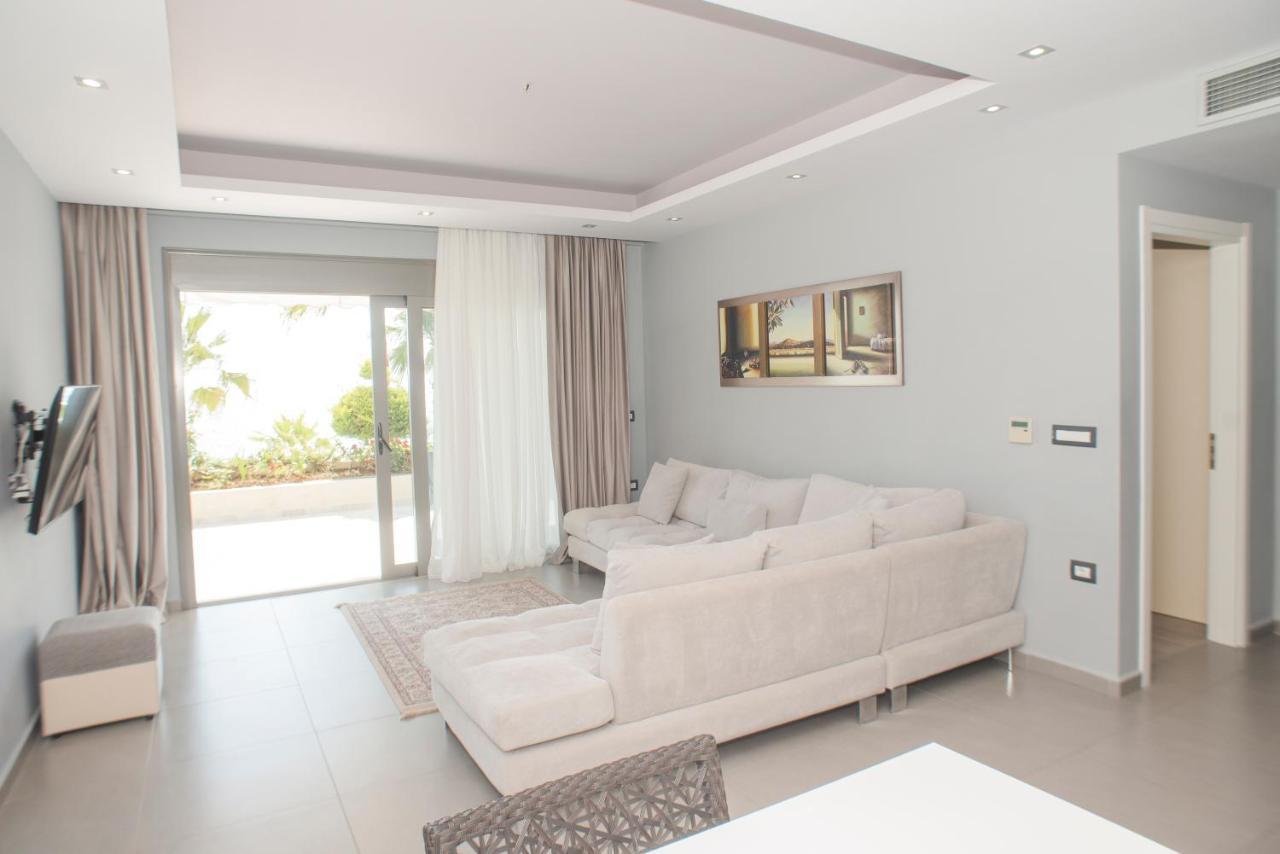 Residence Saranda International ภายนอก รูปภาพ